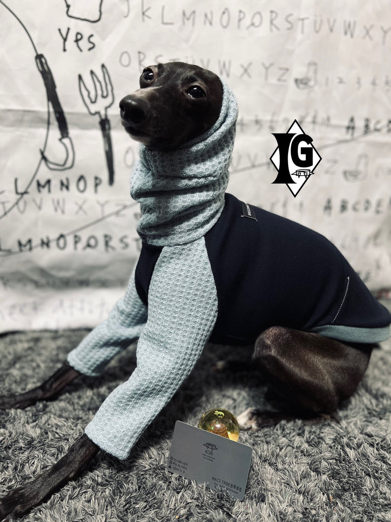 "I'm so picky" Turtleneck Pullover-NAVY