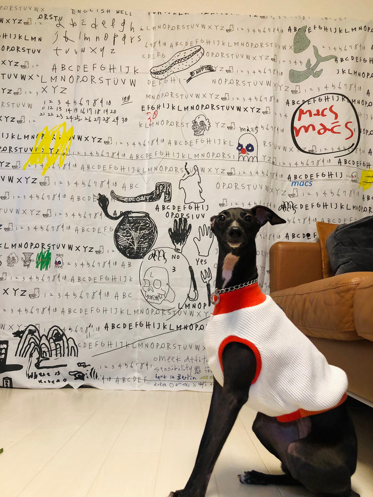 "A.M.10:00"No-Sleeve -WHITE