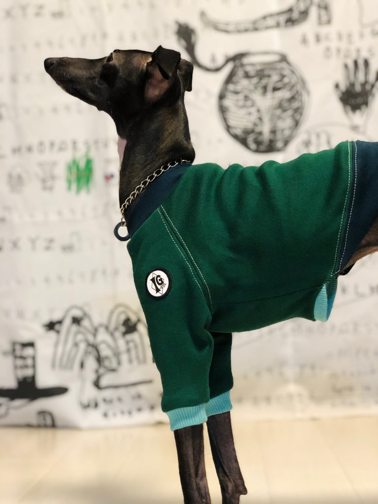 "A.M.10:00" T-Shirt -Green