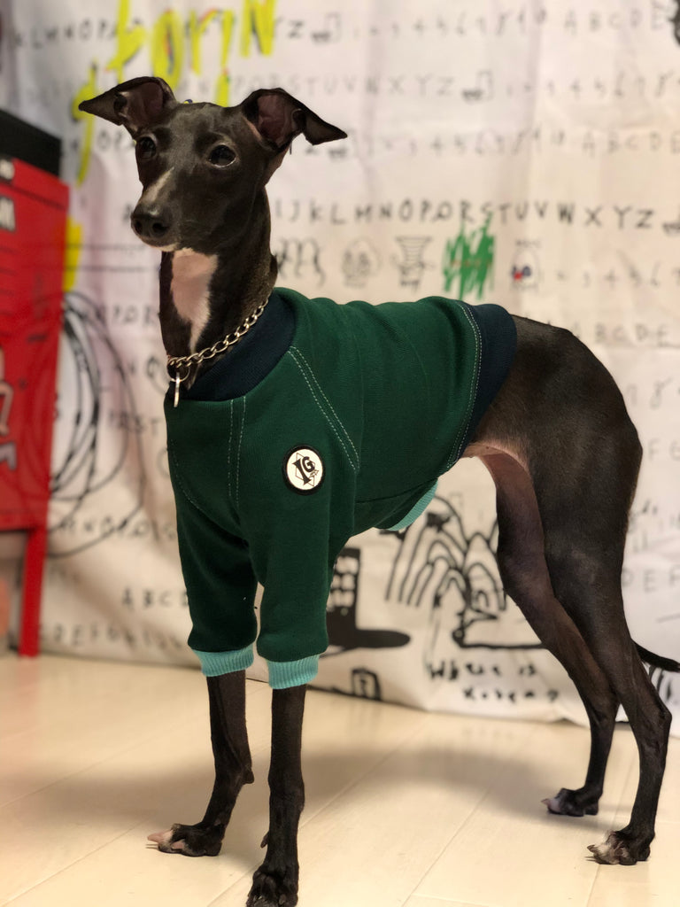 "A.M.10:00" T-Shirt -Green