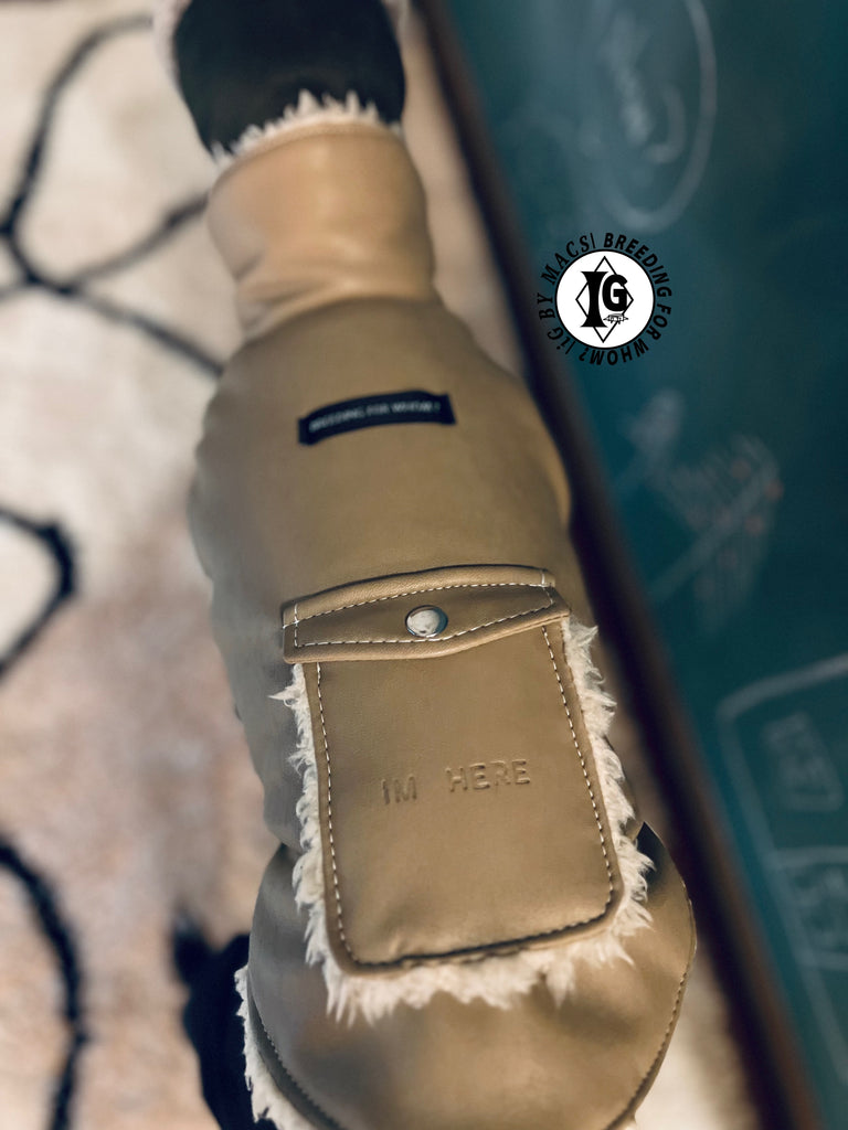 ”Stand-by(BFW?)” I'm Here Air tag Pocket Fake Leather Vest - LIGHT BROWN